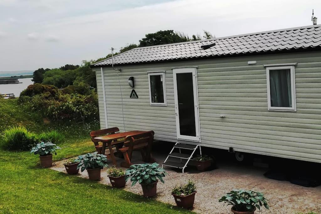 Sea Breeze, Modern, Cosy Holiday Home Haverigg Exterior foto